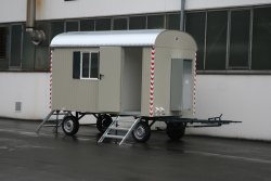 <h5>WEIRO® SOLID</h5>two axles, 4 m body length, truck drawbar eye, with personnel and equipment compartments and propane gas heater.