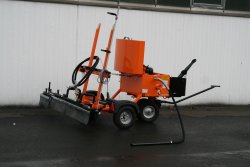 <br>Optional: Spray bar, spraying width up to max. 1.60 m, manually switchable, incl. edge spraying unit.