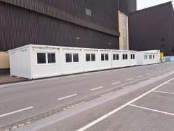 <h5>WEIRO® Container Typ C 60</h5>
Gekoppelt, als Baucontaineranlage mit Büro- und Besprechungsräumen

