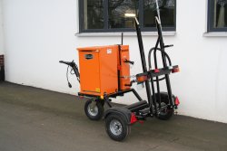 <h5>WEIRO® HS 20 A</h5>abschließbarer Gasflaschenschrank und geschlossenes Pumpengehäuse.