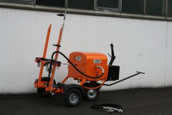 <h5>WEIRO® MS 80 A</h5>serienmäßig ausgestattet mit lang ausgeführte Rungen zum leichteren Aufrollen des Fasses.