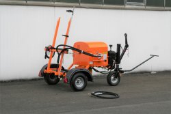 <h5>WEIRO® MS 80 AH</h5>serienmäßig ausgestattet mit lang ausgeführten Rungen zum leichteren Aufrollen des Fasses.