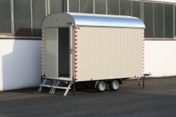 <h5>WEIRO® RASANT</h5>with tandem axle, a body length of 3.50 m, ball clutch, and double door as a workshop and equipment trailer.
